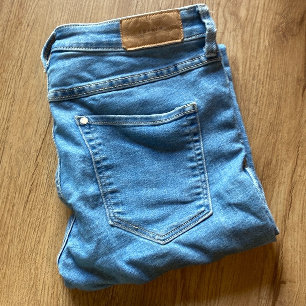 Jeans - Picture 3 of 14